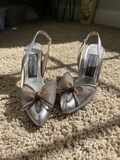 STUART WEITZMAN For Mr. Seymour Silver Vintage Heels With Bow
