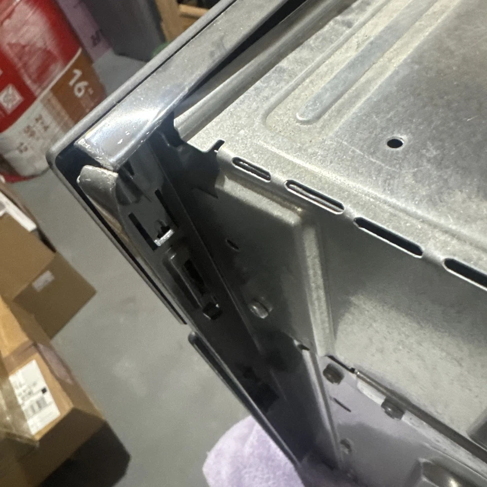 Thermador 24 Inch Single Combination Steam/Convection Wall MES301HP LOCAL PCK UP - Image 4 of 4