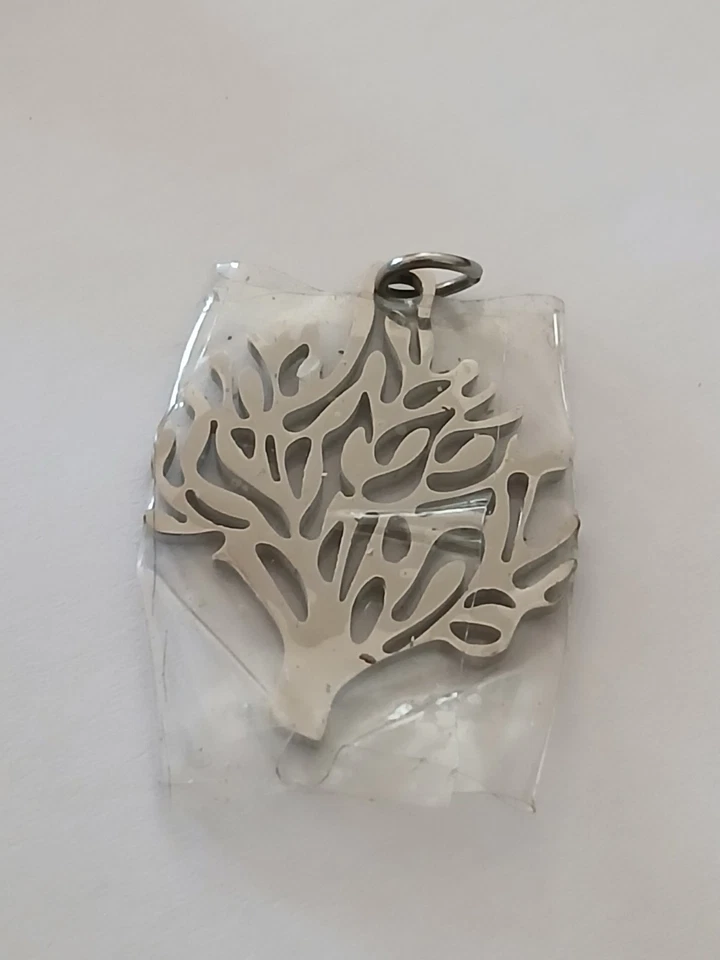 生命之树吊坠全新无标签银色 — 第 3/3 张图片