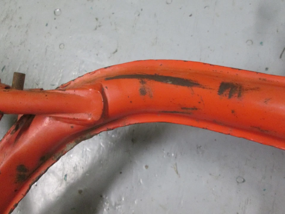 Cuadro principal HONDA 1981 - 1982 XR80 50100-176-770ZA / BASCULANTE 52000-195-670ZB Foto 2 de 4