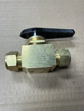 Swagelok B-45S12 Brass 40 Series  Ball Valve 3/4 in. Tube Fitting WHITEY
