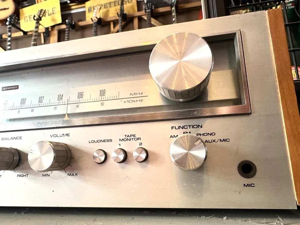 Pioneer SX-550 - Sinto Amplificatore Stereo AM/FM - Immagine 2 di 4