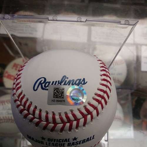 ASDRUBAL CABRERA Autographed ball. MLB Authentication. Sweet spot signed. - Picture 3 of 3