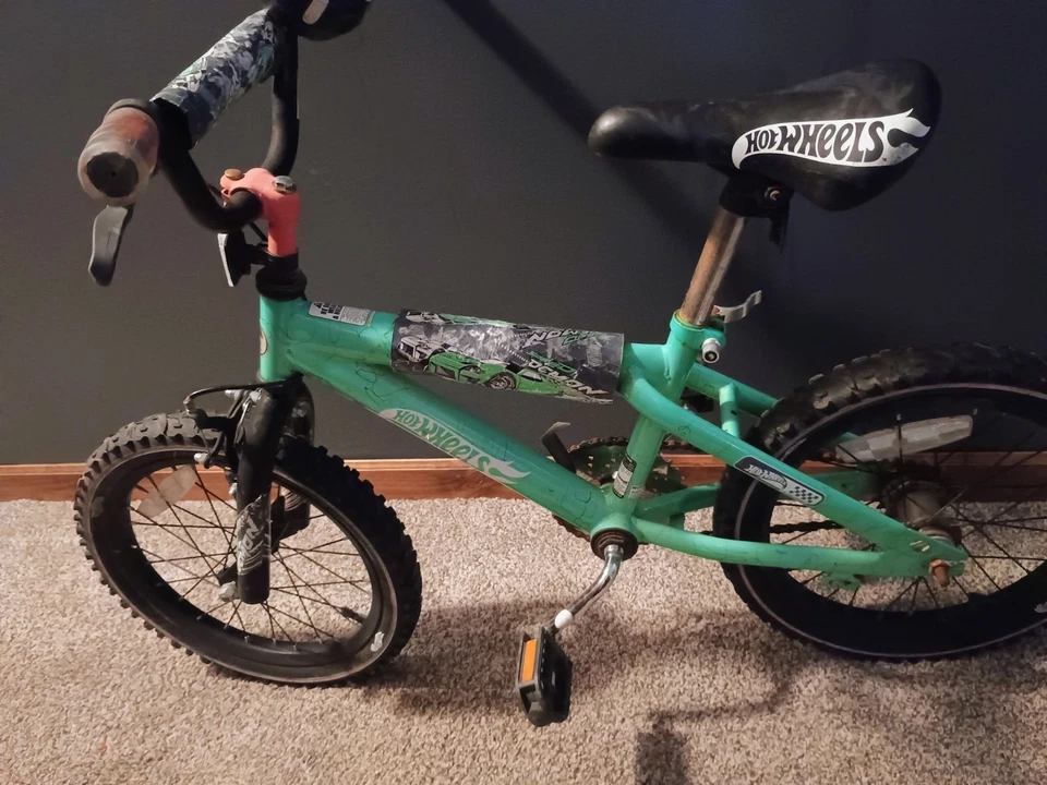 Bicicleta BMX Speed Demon de colección Hot Wheels para niños Foto 2 de 4