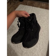 UGG 3M thinsulate Women's 6 Winter, duck Boots Black