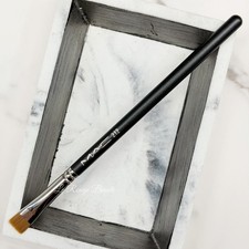 MAC 212 Flat Eye Definer Brush Synthetic Fibre Eye Liner Brush NEW