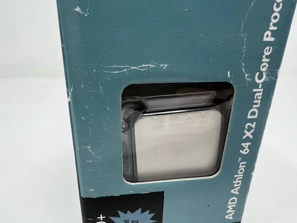 NOS AMD Athlon 64 X2 5600+ ADA5600CZBOX AM2 2.9GHz Brisbane Dual Core Processor - Image 3 of 4