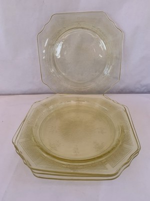 Antique Depression Glass Plates Set Of 4 Colored Glass Princess Pattern 8 