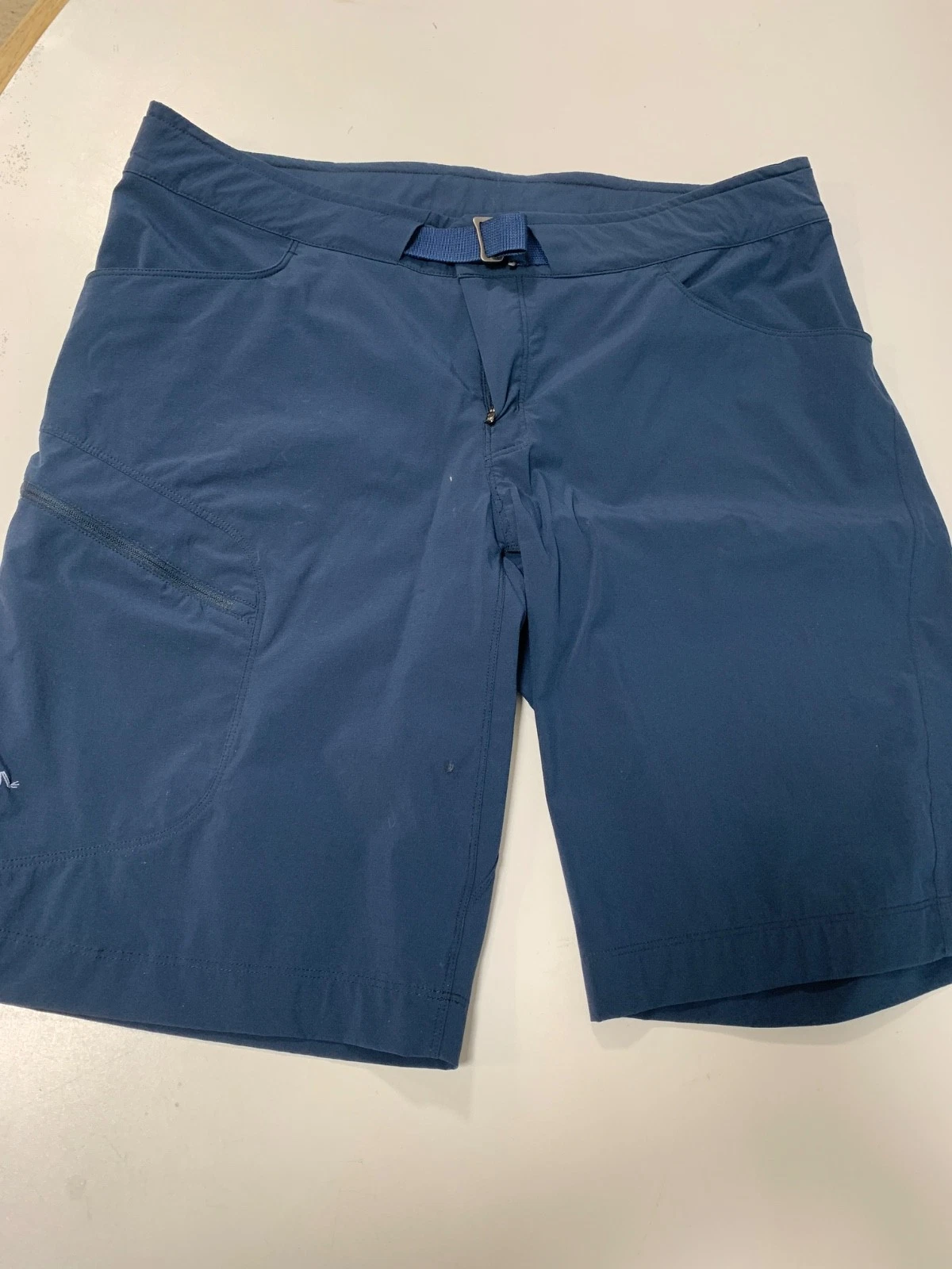 Mens Arcteryx Lefroy Shorts Belted Lightweight Hiking Outdoor 36 x 11 stretch
Opens in a new window