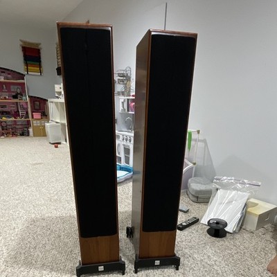 Vienna Acoustics Mozart Grand Floor Standing Speakers Pair Brown/Black
