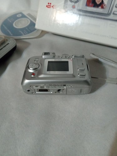 Kodak Easyshare CX7430 4.0 MP Camera And Accessories Untested - Picture 4 of 23