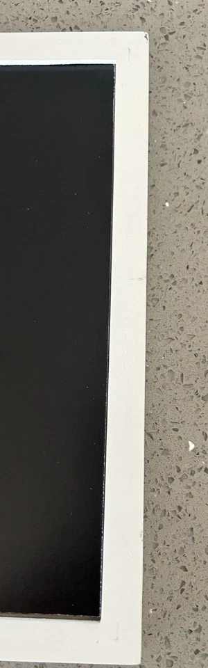 Marco de fotos blanco 13 ranuras para fotos 17 pulgadas x 9,5 pulgadas de My First Year Baby Photo Moments Foto 3 de 3