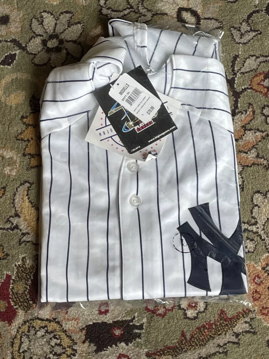 modells yankees jersey