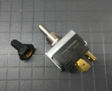 120388 MOMENTARY ON/OFF TOGGLE SWITCH W BOOT FOR HOBART SAW 5212-5216-5514-5614