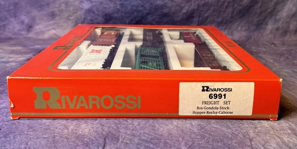 RIVAROSSI Ho Scale 6991 Freight Set Box Gondola Stock Hopper Reefer Caboose - Image 4 of 4