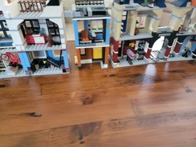 LEGO Creator Town Modular Buildings Lot Partial Sets 31026 31050 31036 Shop Cafe