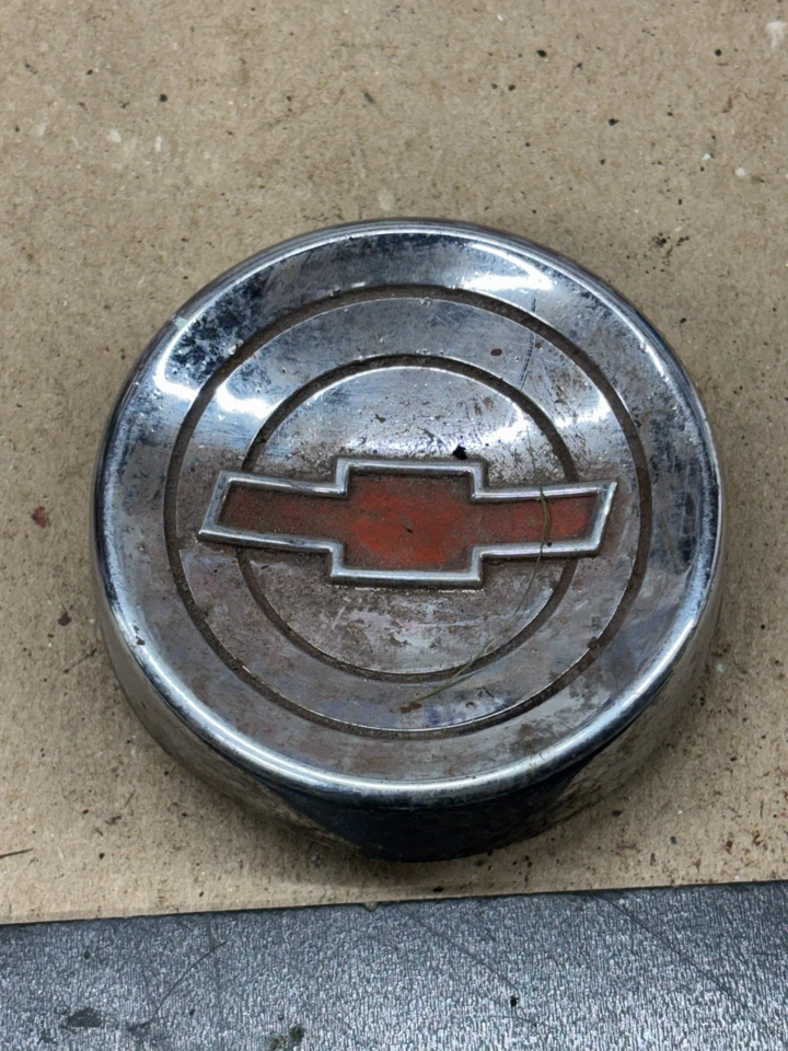 Camión Chevrolet GMC 1963 1964 1965 1966 C10 1960 66 usado bocina botón tapa OEM Foto 2 de 4