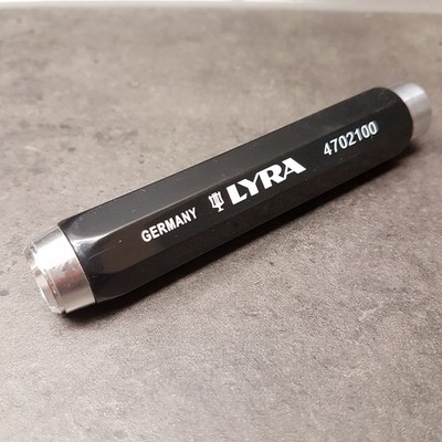 LYRA Kreidehalter 6-kant für runde Kreide 9,5-10 mm, aus Kunststoff, 4702100