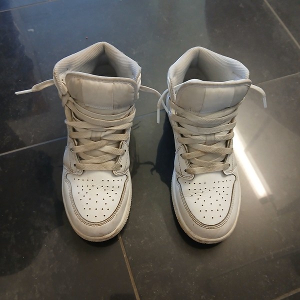 jordan 1 mid weiß