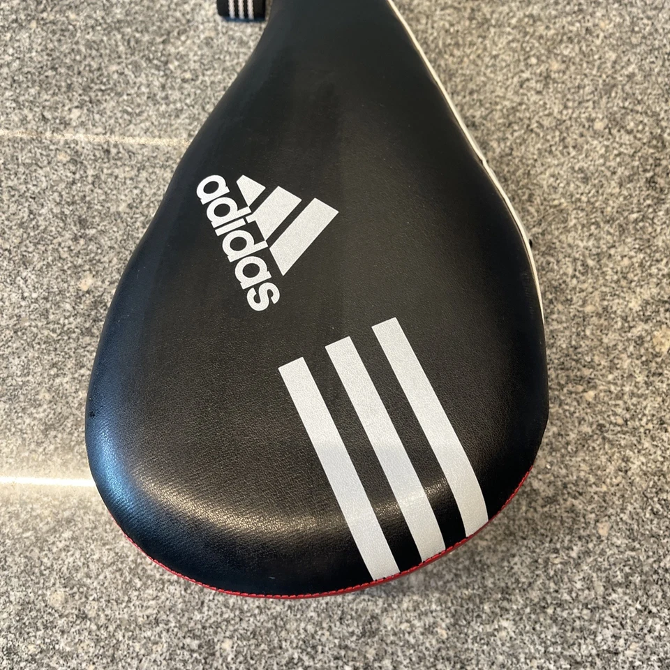 Adidas Taekwondo MMA Portátil Kicking Strike Pad Objetivo Doble Guante - Grande Foto 2 de 4