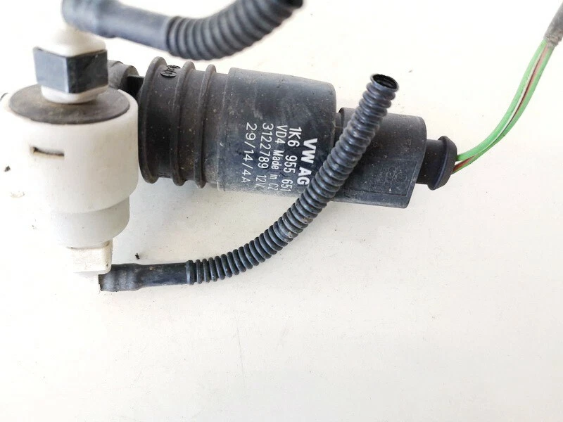 1k6955651 3122789 Windshield Windscreen Washer Pump for Volkswage 