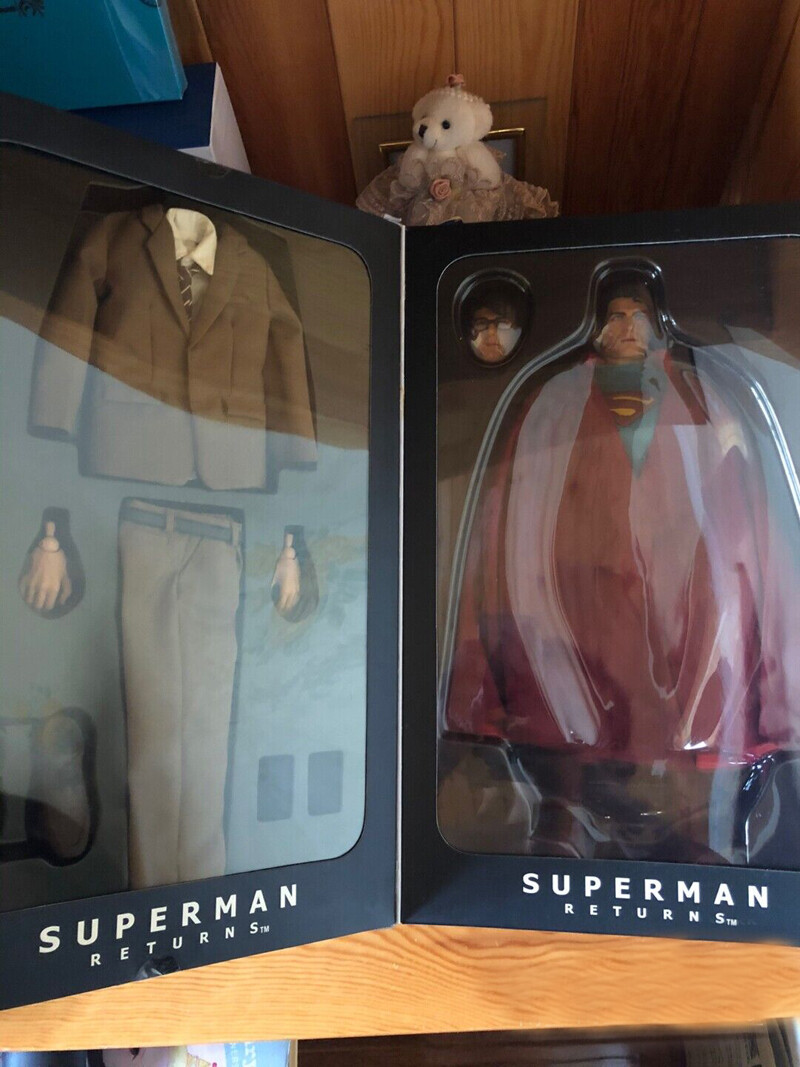 New Hot Toys MMS50 Superman Returns 2 in 1 Version 1/6 Scale