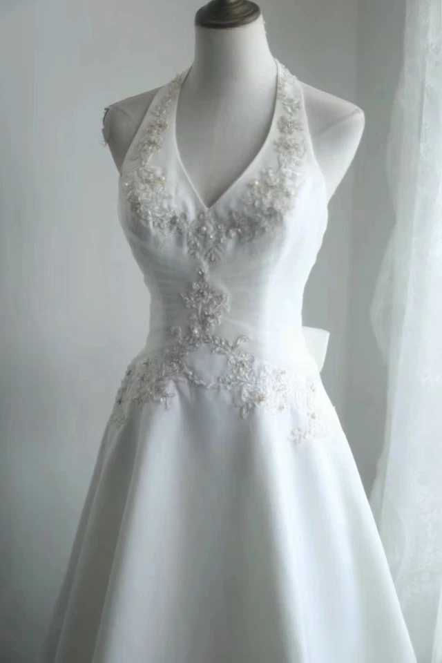 Vestidos de novia vintage cuello halter satinado cuentas años 60 con lazo vestidos de novia Foto 4 de 4