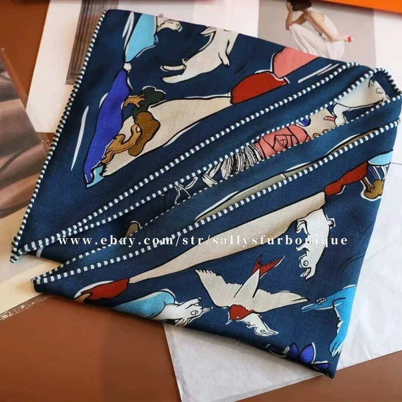 Sallys 70% Cashmere & 30% Silk Scarf Rabbit Print Large Triangle Shawl 190*125cm - Image 2 of 4