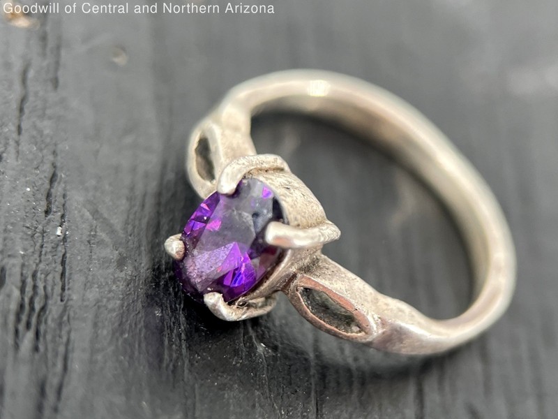 925 Sterling Silver Size 1 Amethyst Ring 1.27g
