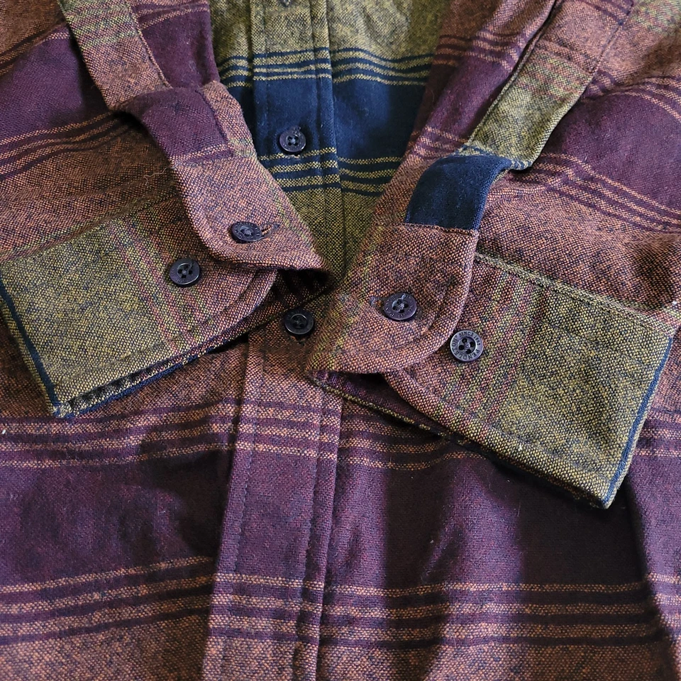 Pendleton 100% Virgin Wool Lodge Shirt Flannel Vintage Color Tone Medium Men  - Image 3 of 4