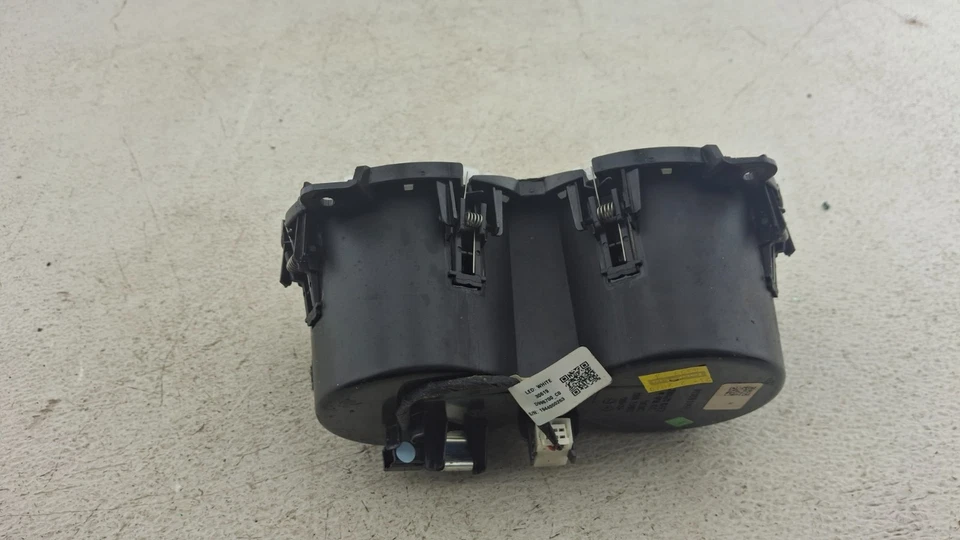 2017-2021 ALFA ROMEO GIULIA Q4 CONSOLE CENTRAL PORTA-COPO DE BEBIDA DUPLO FABRICANTE DE EQUIPAMENTO ORIGINAL - Imagem 4 de 4