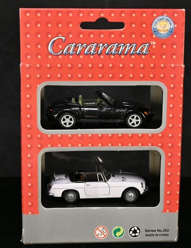 2 Cars BMW Z3 Roadster & MGB Convertible 1:43 Diecast Cararama Hongwell in Box - Picture 4 of 6