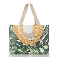 Aloha Collection ‘Aloha De Mele’ Holo Holo Tote NWT Limited Edition