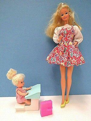 School Teacher Barbie, Kelly, Desk, Books - Main Image