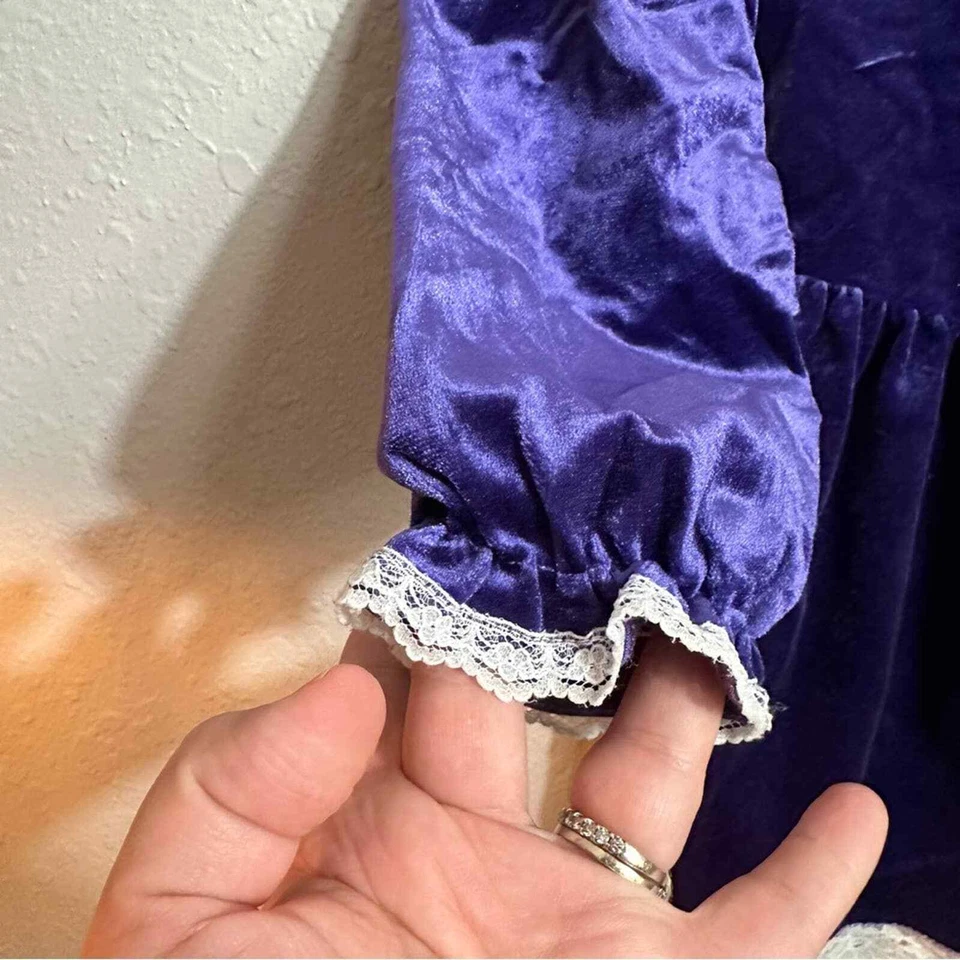Vintage Velvet Lace Collar Dress, Purple, White Lace, Girls Size 5 - Image 4 of 4