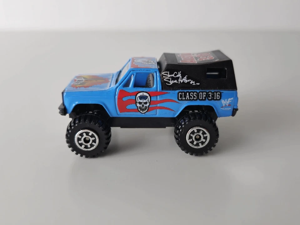 Welly - WWF - Stone Cold Steve Austin - GMC Truck - 1:64 Diecast - No Box - Image 3 of 4