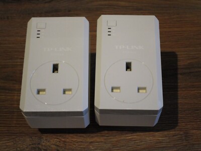 TP-LINKTL-PA4020P AV500 Powerline Adapter mit AC-Durchgang x 2