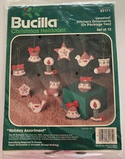 Vintage Bucilla HOLIDAY ASSORTMENT Stitchery FELT 12 ORNAMENTS KIT Christmas