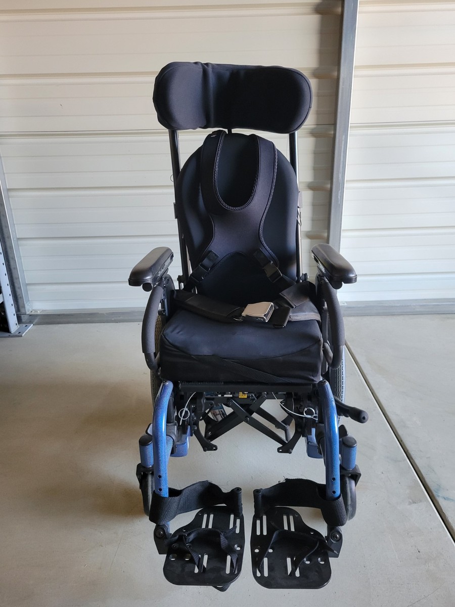 Quickie Iris Zippie Recline Tilt in Space Wheelchair 14
