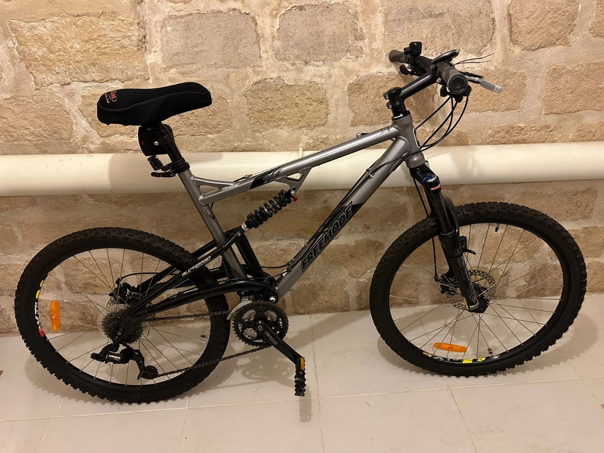 VTT Btwin Homme - Comme Neuf, 6 Vitesses, Tout équipé (à Venir Chercher)