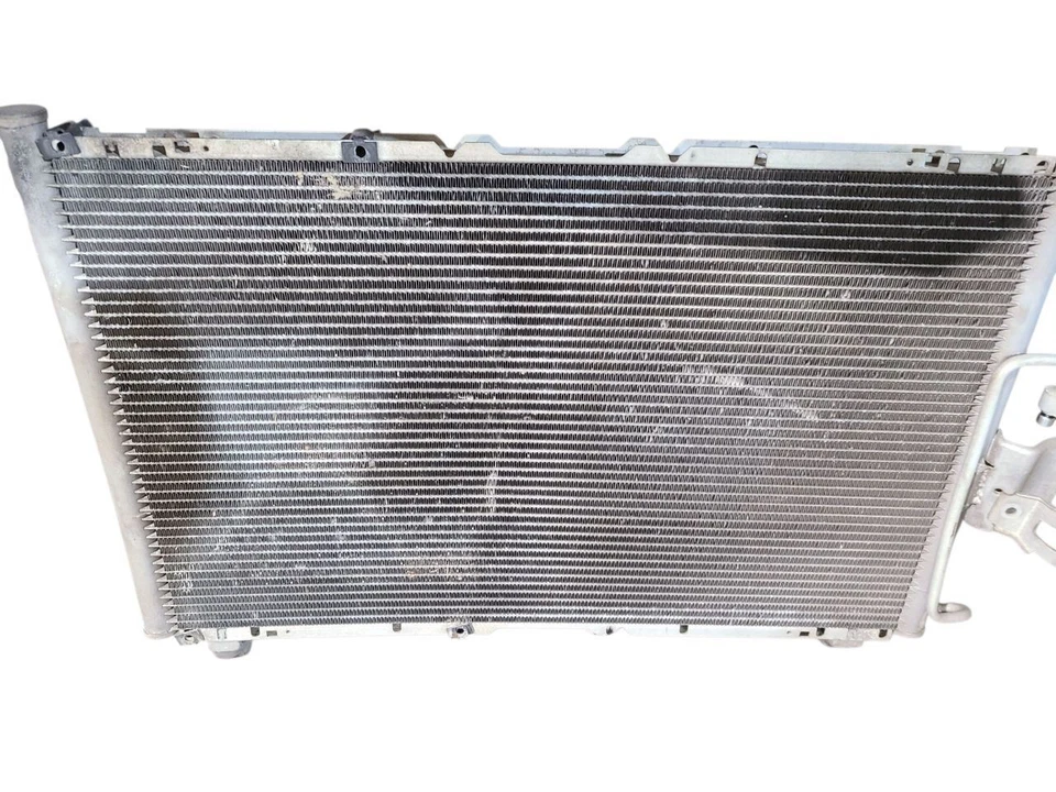 Condensador de CA compatible con 02 ISUZU TROOPER 646792 Foto 3 de 4