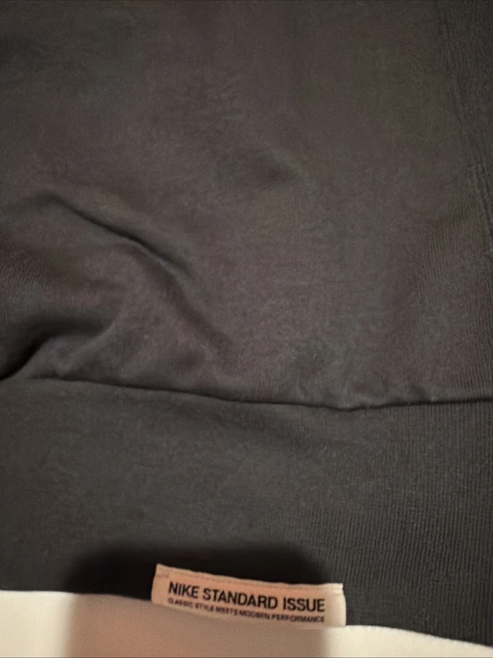 Мужской свитер Nike NBA Indiana Pacers Player Issue Dri-FIT с круглым вырезом размер M FB6031 - Изображение 4 из 4