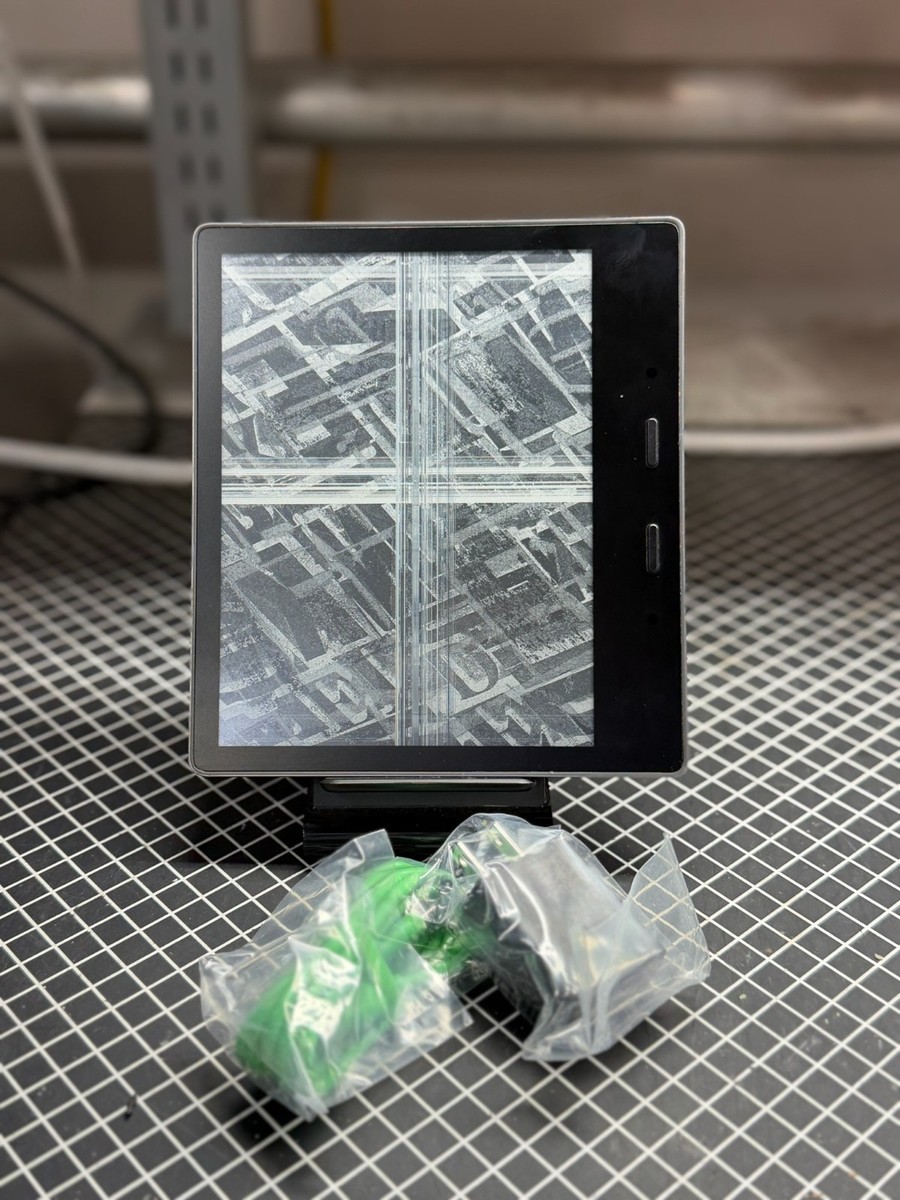 Amazon Kindle Oasis CW24Wi 9th Gen 7