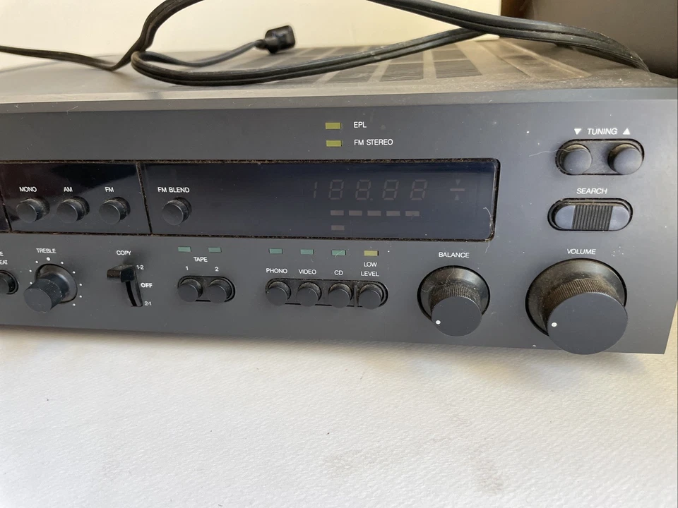 NAD 1600 立体声前置放大器/调谐器电源工作按原样出售 — 第 3/4 张图片