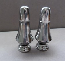 Quality vintage Salt & Peper Cruet - perfect for Christmas!