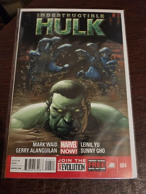 Indestructible Hulk #4 MARVEL COMIC BOOK 9.2 V9-15