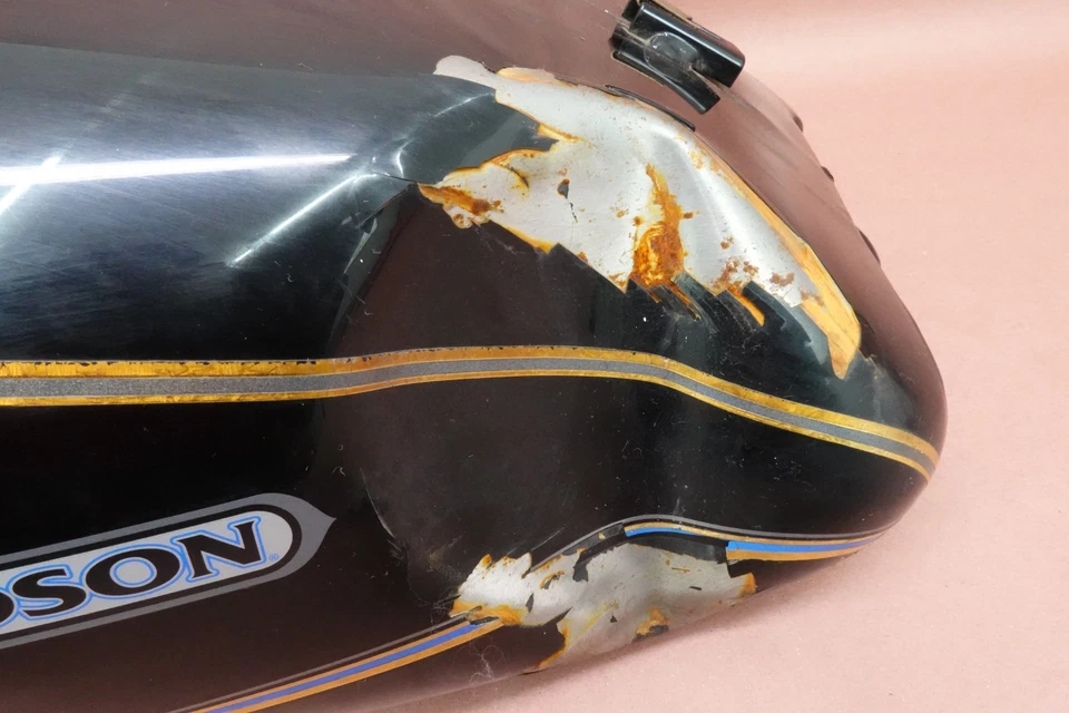 Harley-Davidson Road King 2007-2011 tanque de combustible FLHR - abollado Foto 2 de 4