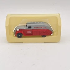 Lledo Days Gone Chevron Standard Oil Streamline Tank Truck Red Die Cast Metal