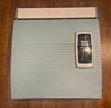 Vintage Kodak 300 Slide Projector - Green; "Readymatic" Changer