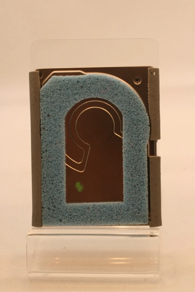 Toshiba 1.8" 30GB MK3008GAL ZIF Hard Drive for Apple iPod Video Classic 5th 5.5 - Image 4 of 4